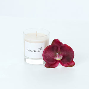 Master Bustle "Black Orchid" Candle