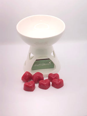 Wax Melt Burner with 6X Melts. Please choose fragrance from our selection you wish to have in and add them to the order in your notes