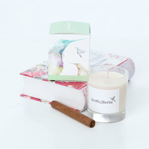 Musk and Sandalwood Candle