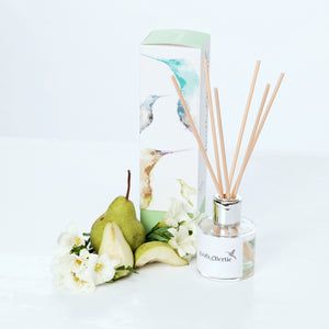 English Pear & Freesia Diffuser